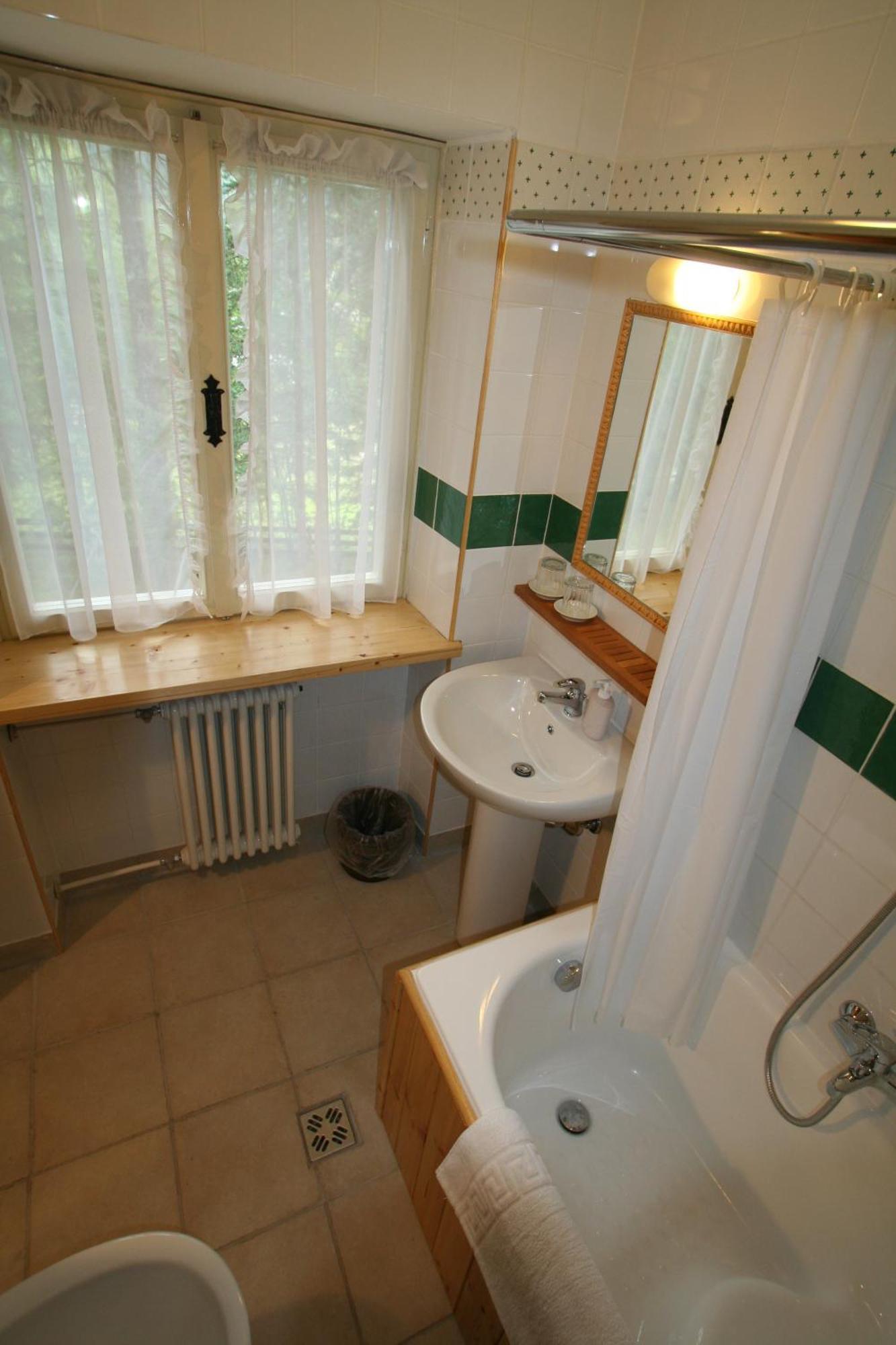 سان فيجيليو دي ماريبْ B&B Villa Dolomites Hut الغرفة الصورة